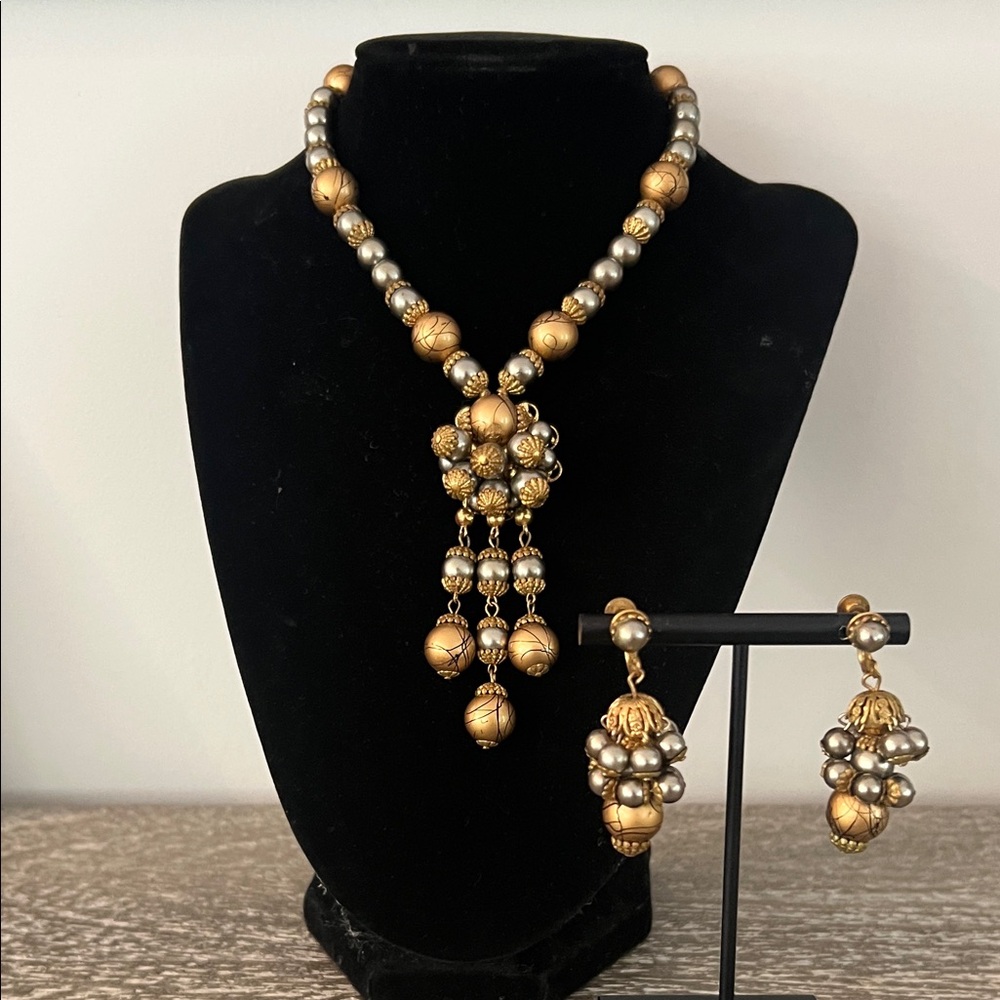 Vintage 1950s Gold and Gunmetal Pearl Waterfall Cluster Necklace Earrings Set.